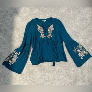ODDY Size Medium Women’s Blouse - Runs Small!